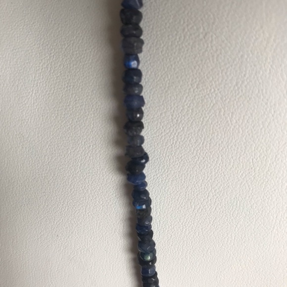 Dark blue labradorite and sterling necklace - Picture 2 of 5